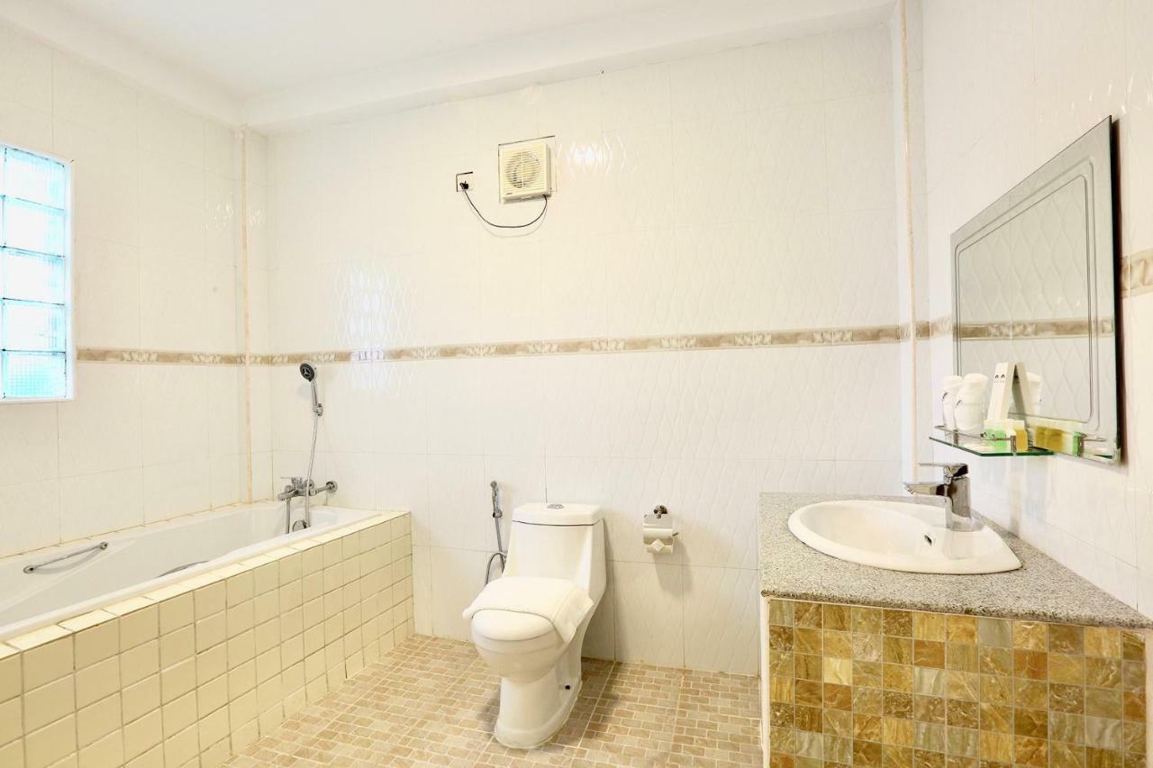 K.C Residence Янгон Экстерьер фото
